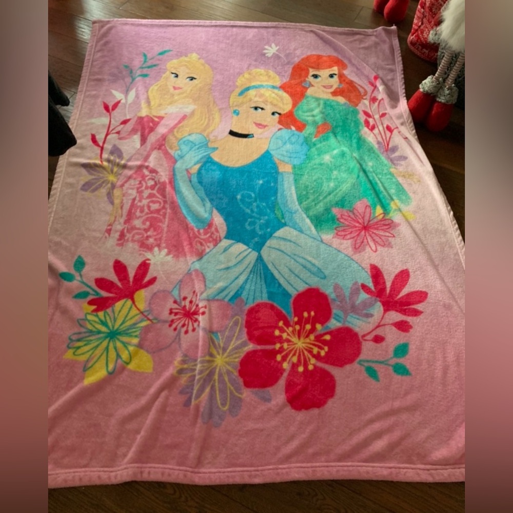 Disney Princess Plush Blanket